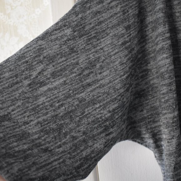 Heather Grey Lindsay - Picture 2 of 7